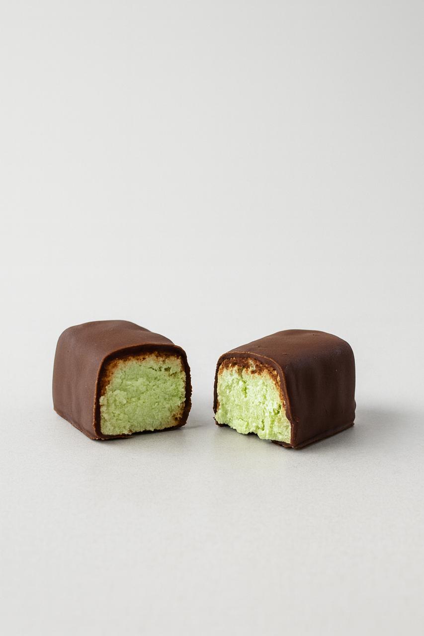 Глазированные сырки с фисташкой, молочный шоколад Maggie dulce, 4 шт